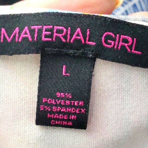 MATERIAL GIRL Dress - Picture 10 of 10